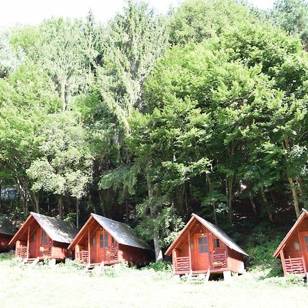 Cabanute Si Camping Dracula Capatineni-Paminteni Εξωτερικό φωτογραφία