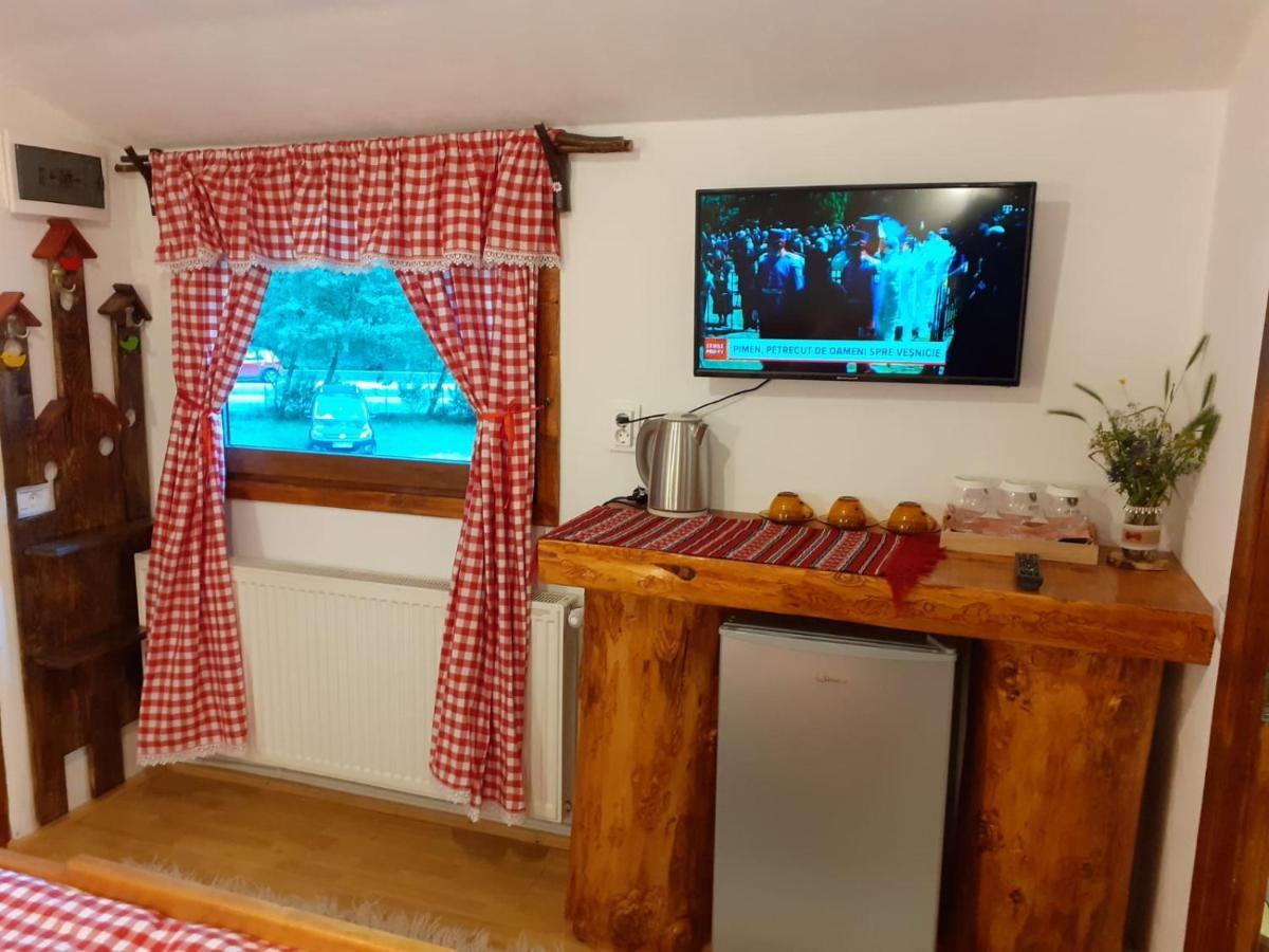 Cabanute Si Camping Dracula Capatineni-Paminteni Εξωτερικό φωτογραφία
